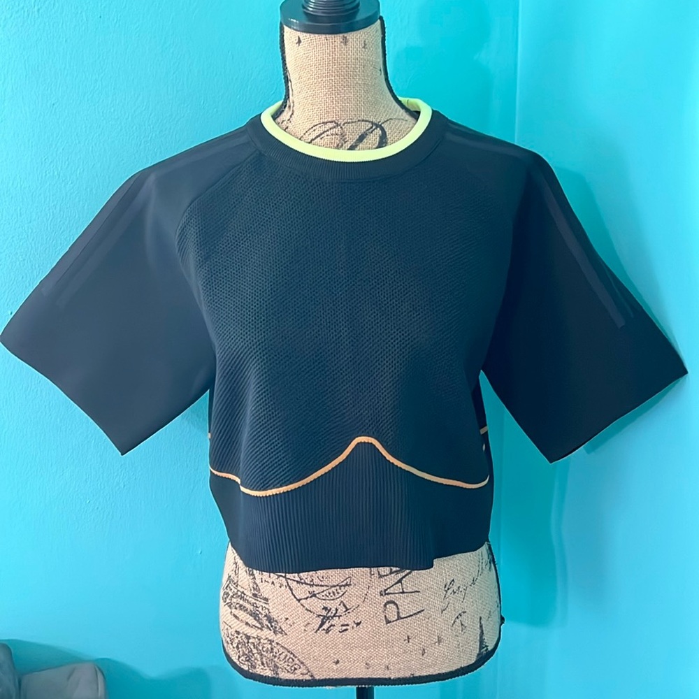 #72 NEW Adidas X Ivy Park Active Streetwear Crop Top 3X